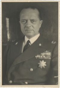 Mario Pansa in uniform, Photograph 2