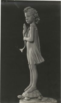 Sculpture of a child by Antonio Berti, Photograph 2