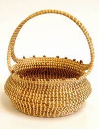 Sweetgrass egg basket with handle