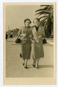 Germaine Ajzensztark and Fela (Feigh) Dembeus, late 1950s